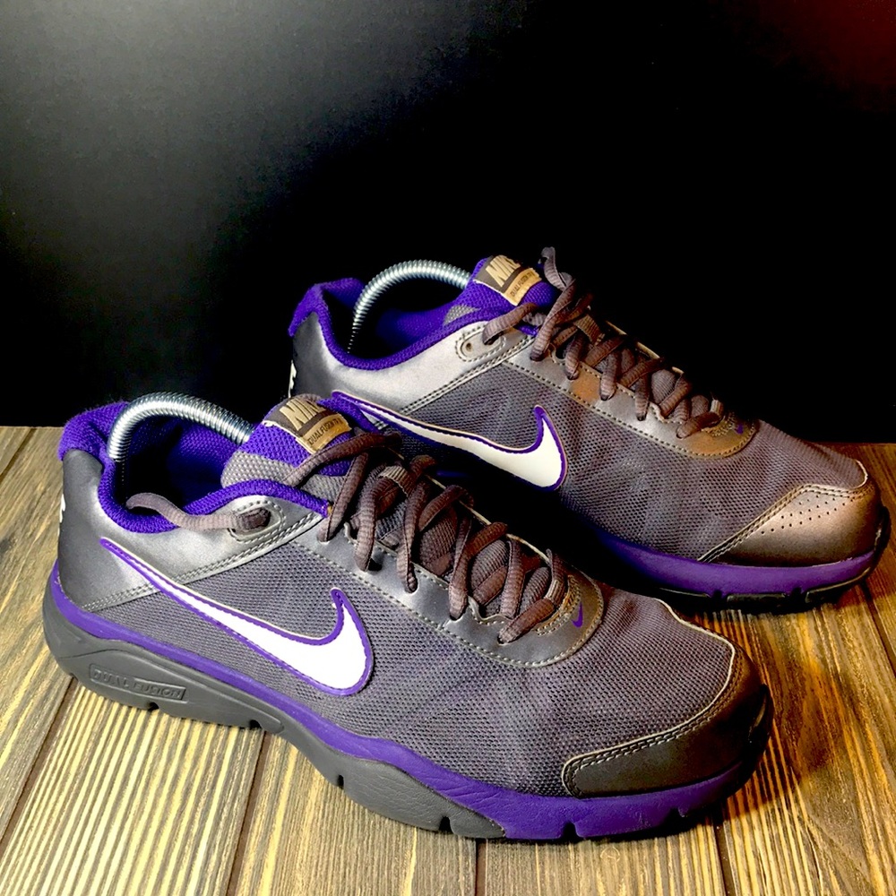 Nike Dual Fusion Tr 3 Running Sneakers.